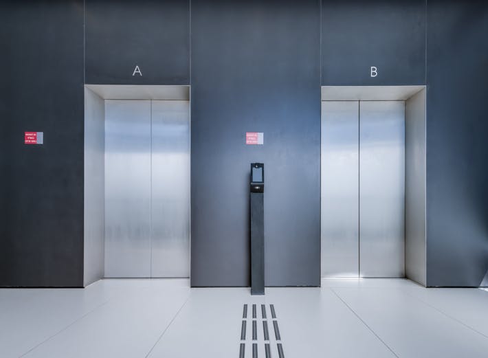 Kledning spesielle løsninger  - ascensores ligeros 34