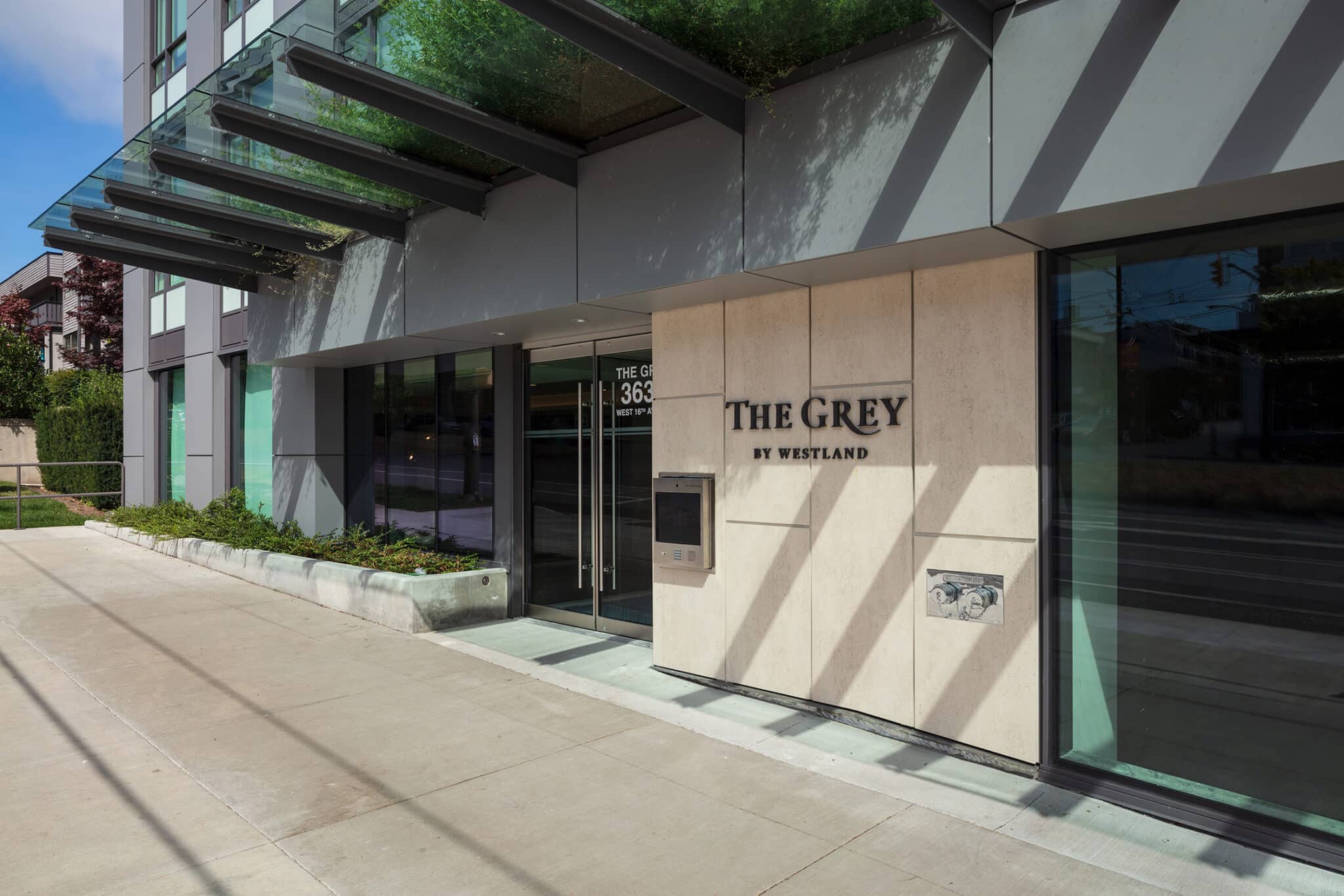 The Grey  - TheGrey 03 scaled 53