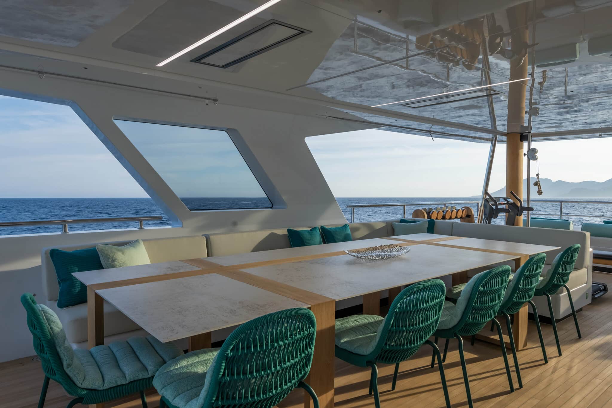 Emocean by Rosetti Super Yacht - RSY 38M EXP EMOCEAN Sundeck dining area 02 scaled 133